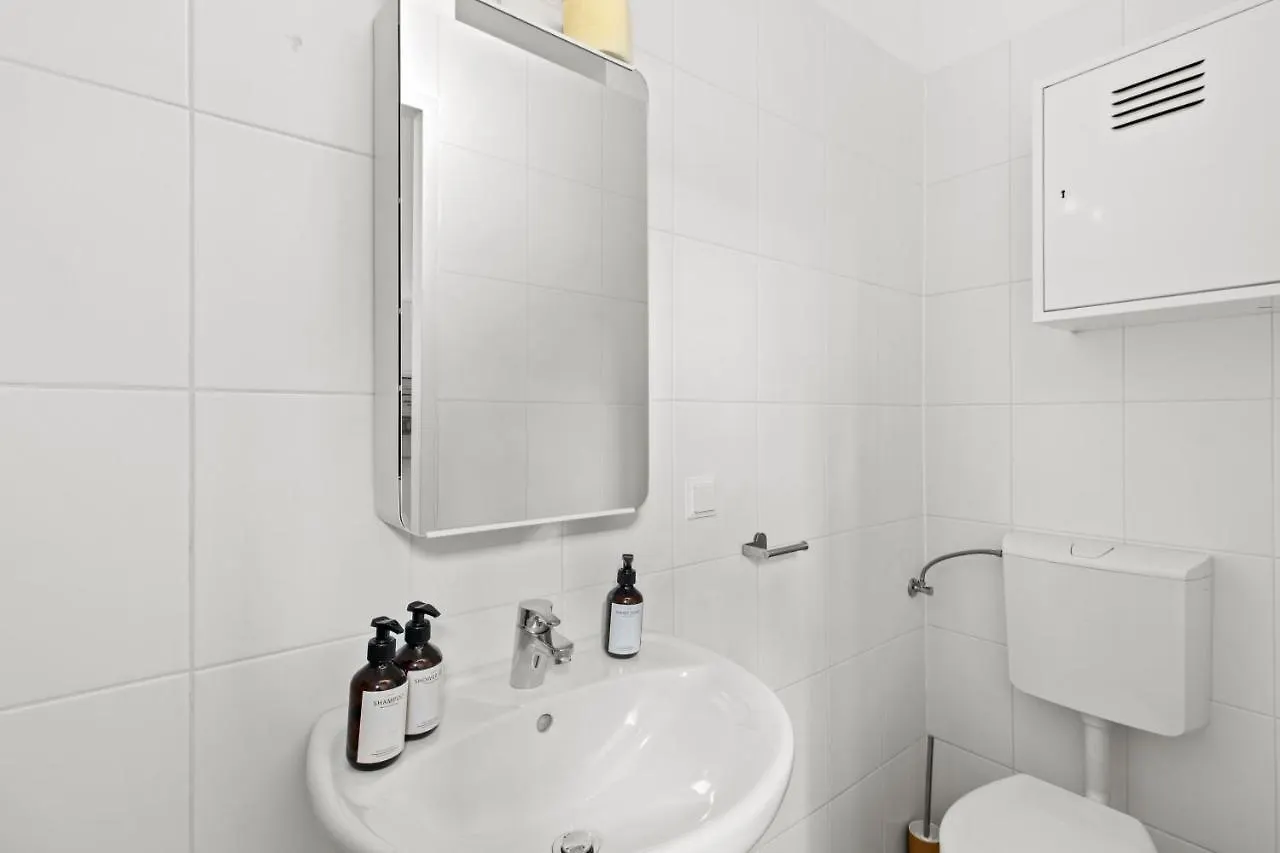 Stylish Apartment - Near Schoenbrunn 维也纳